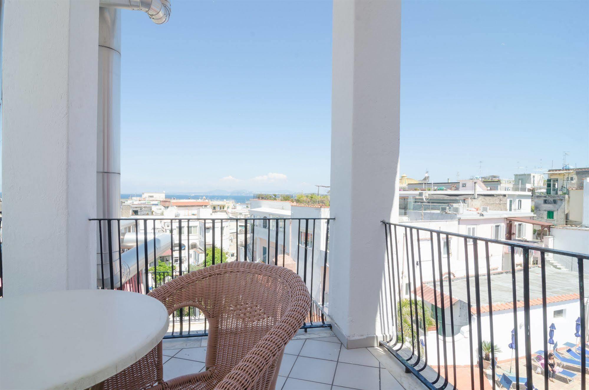 Hotel Flora Wellness & Beauty Ischia Bagian luar foto