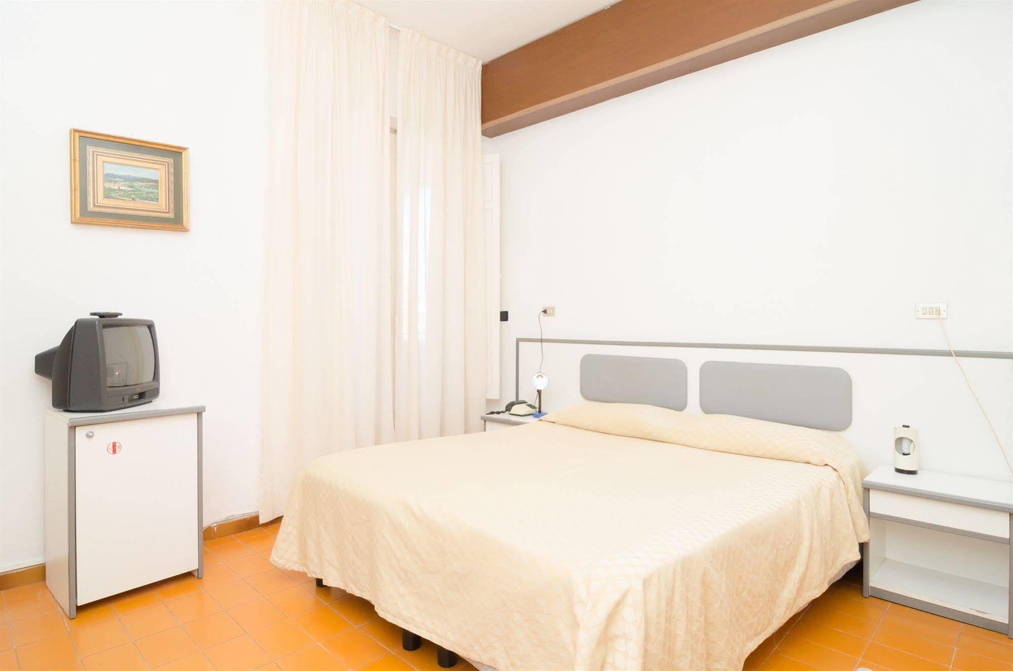 Hotel Flora Wellness & Beauty Ischia Bagian luar foto