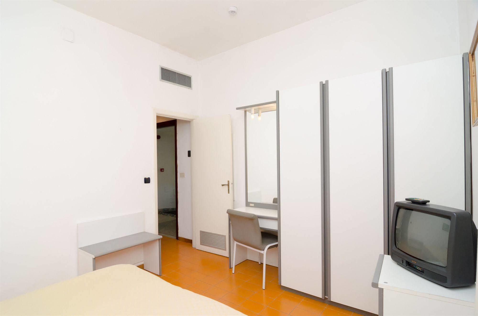 Hotel Flora Wellness & Beauty Ischia Bagian luar foto